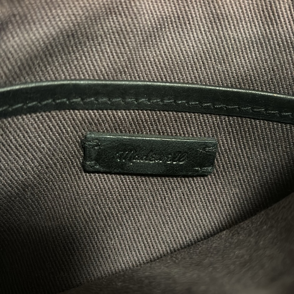 Madewell The Simple Leather Crossbody Bag - Picture 2 of 4